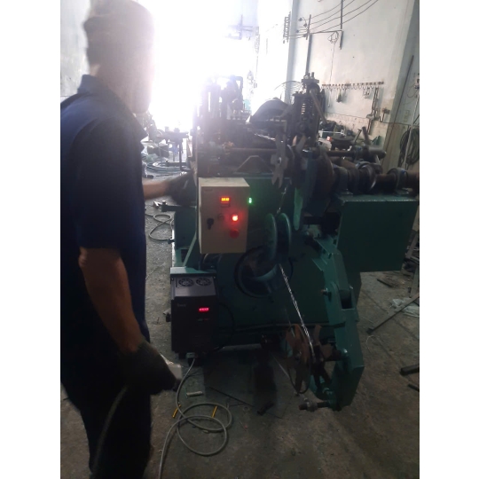 Máy Kẽm Gai Đời Mới 2025