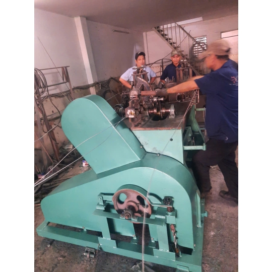 Máy Kẽm Gai Đời Mới 2025