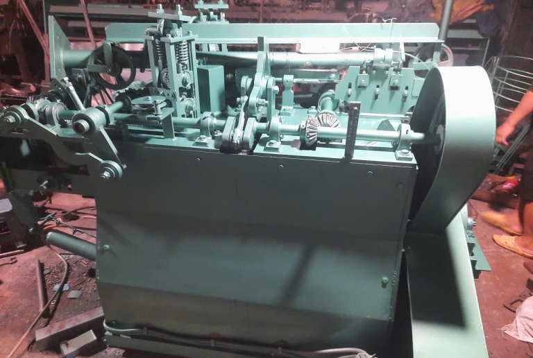 Máy Kẽm Gai Đời Mới 2025